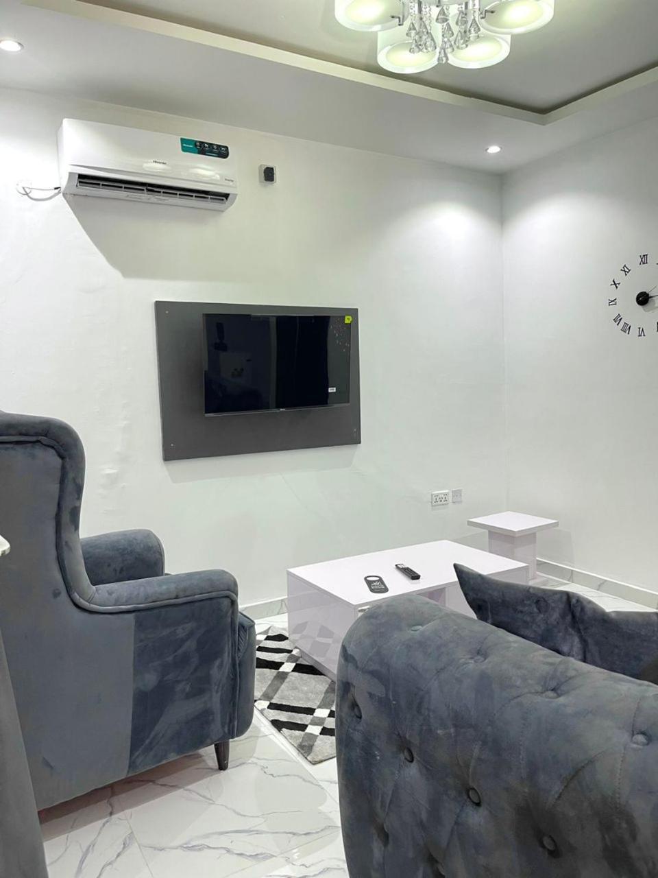 Blueocean Apartment Benin City Bagian luar foto