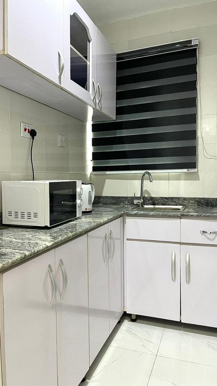 Blueocean Apartment Benin City Bagian luar foto